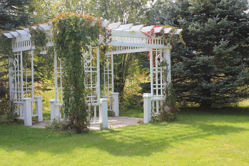 Auberge Le Flores GrandʼMère المظهر الخارجي الصورة